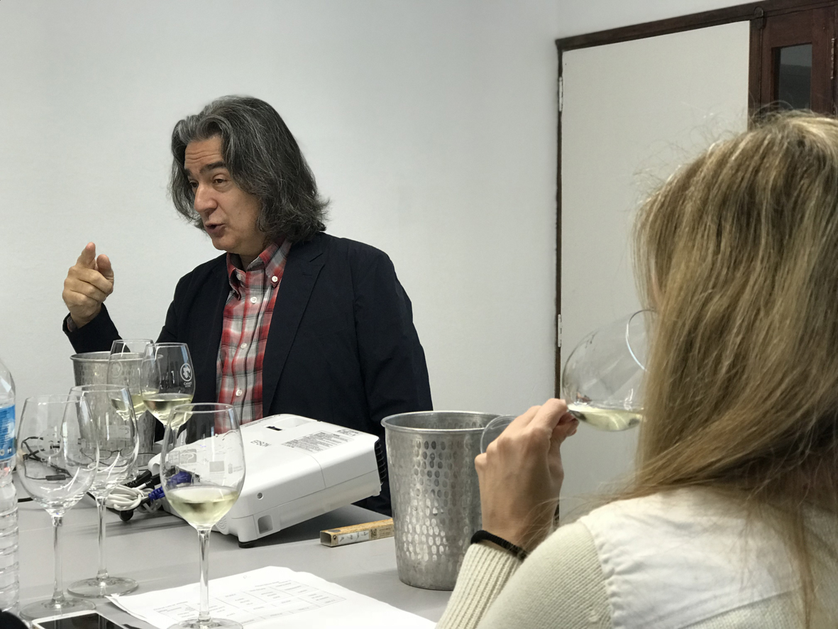 Joaquín Gálvez, Wineman, imparte una MasterClass en el Campus del Vino Canary Wine