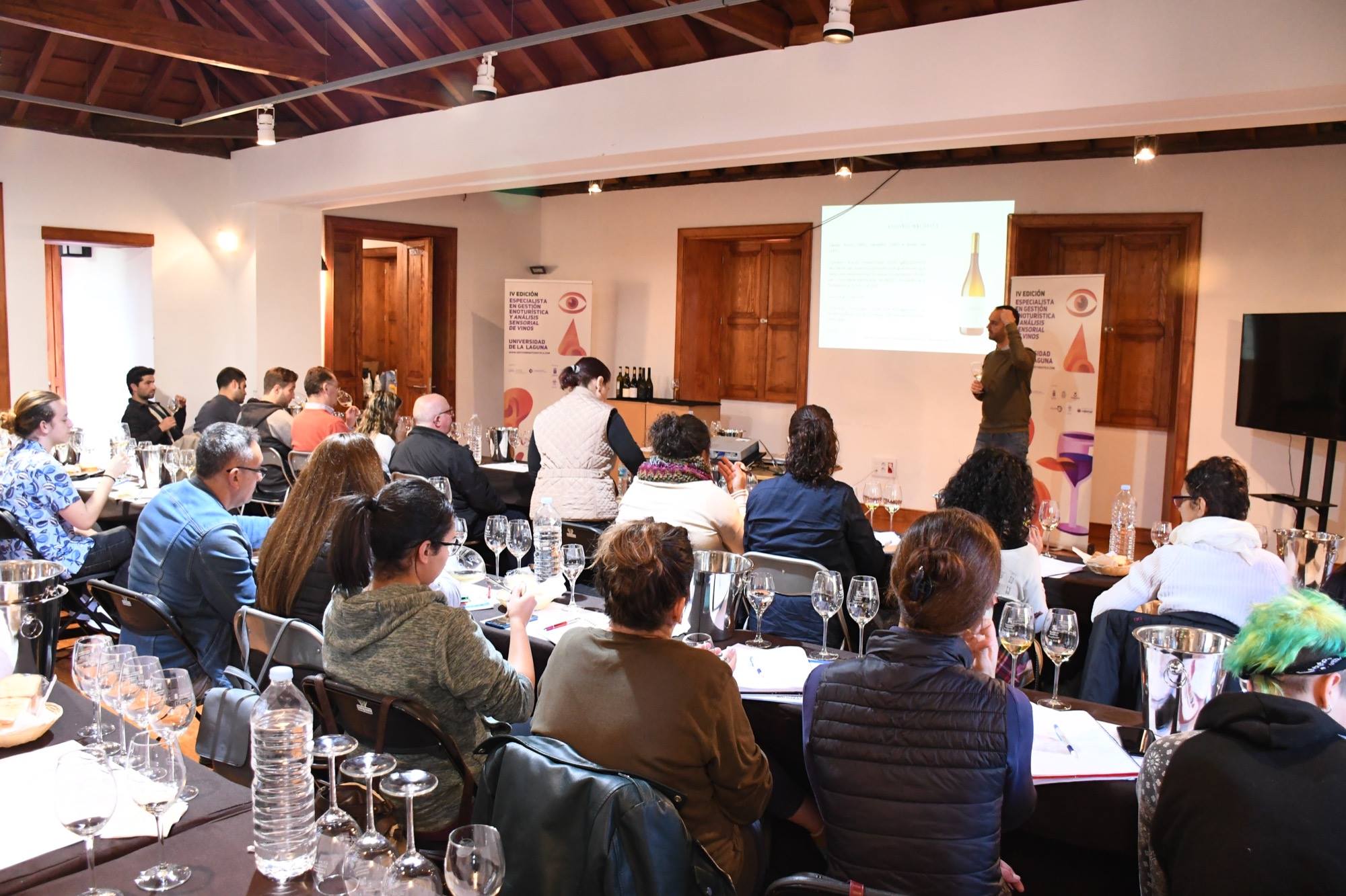 La Universidad de La Laguna consolida su curso de especialista en gestión enoturística y análisis sensorial de vinos  