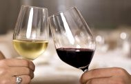 Los hogares españoles gastan más en vinos