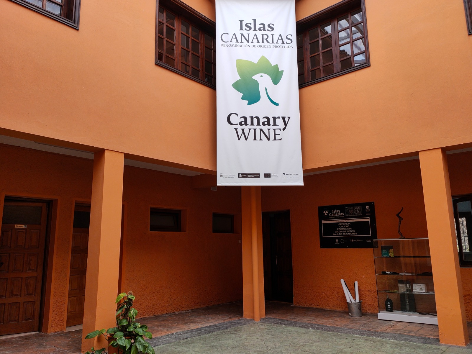 La Justicia respalda la exclusividad de la Denominación de Origen Protegida de Vinos Islas Canarias en el uso de su marca Canary Wine