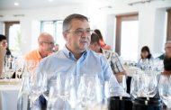 Luis Delfín Molina Roldán: un experto que viaja con pasión por la viticultura y la enología